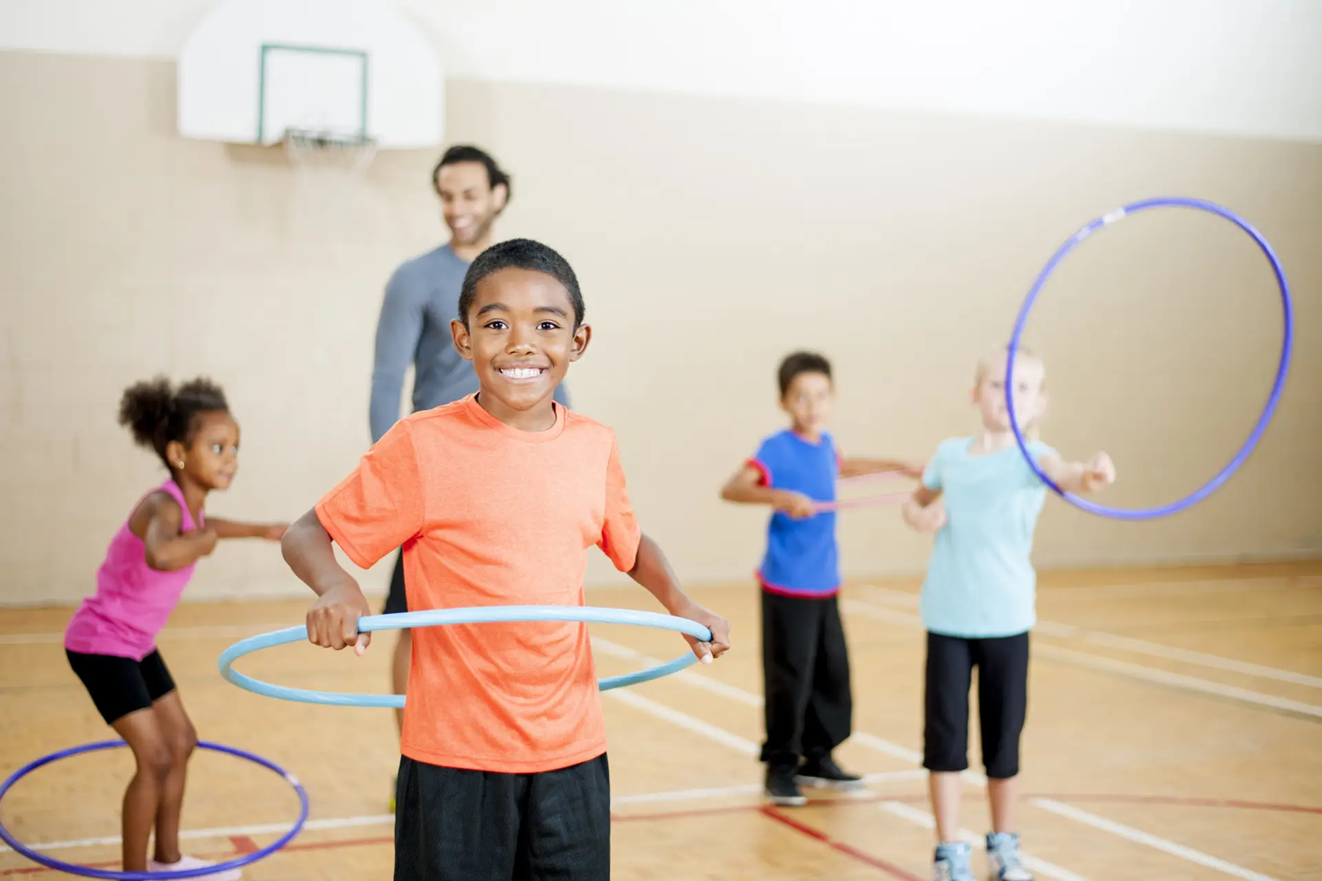 children hoola-hooping